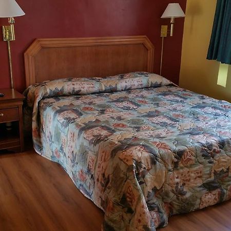 מרסד Slumber Motel מראה חיצוני תמונה