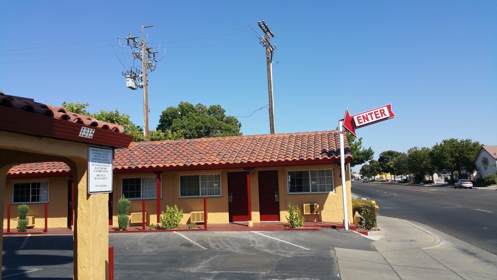 מרסד Slumber Motel מראה חיצוני תמונה